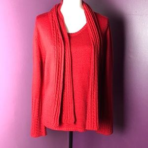 Women’s sweater With Scarf